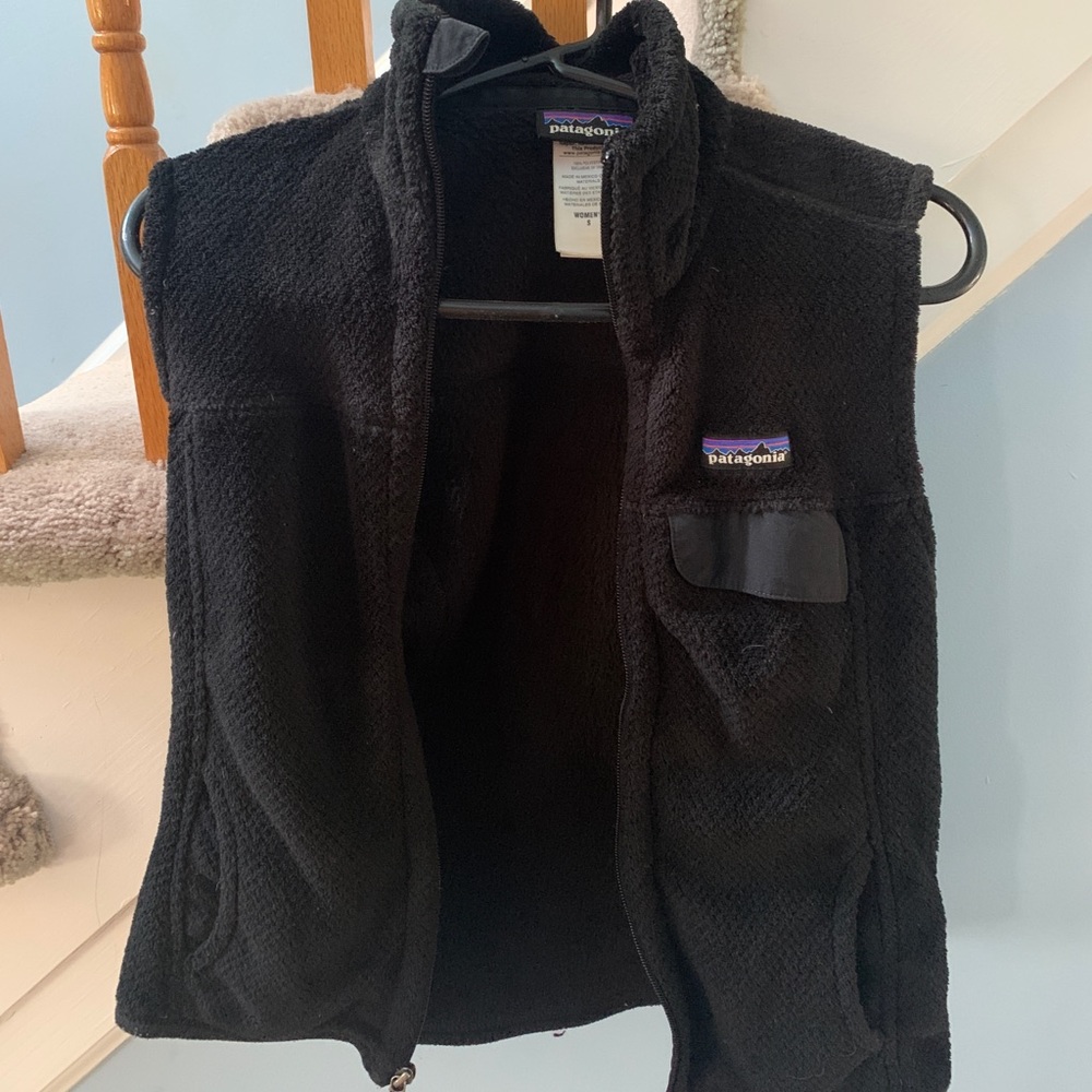 Textured Black Fleece Patagonia Vest